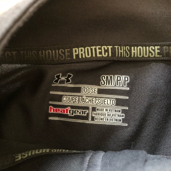 under armour Mens gray loose heatgear 1/2 zip up - Picture 5 of 5
